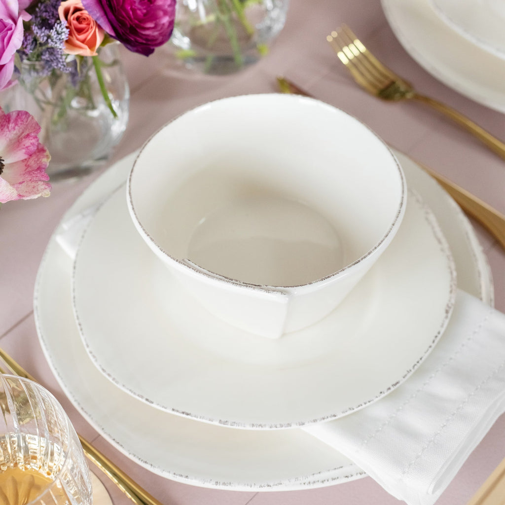 Lastra Sixteen-Piece Place Setting - The Hive Experience