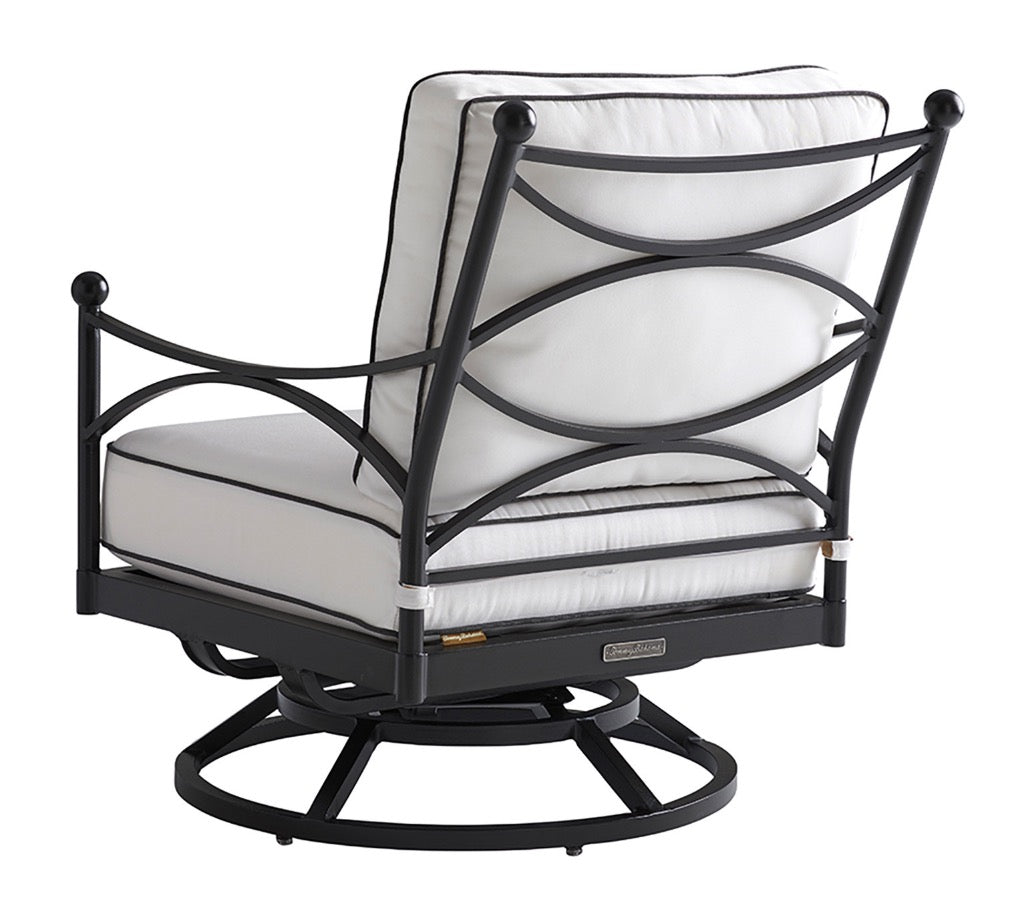 Pavlova Outdoor Swivel Chair - The Hive Experience